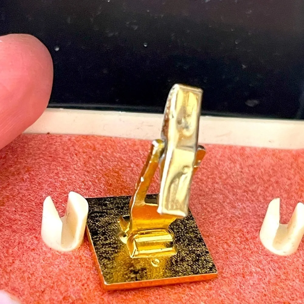 N/A pre owned